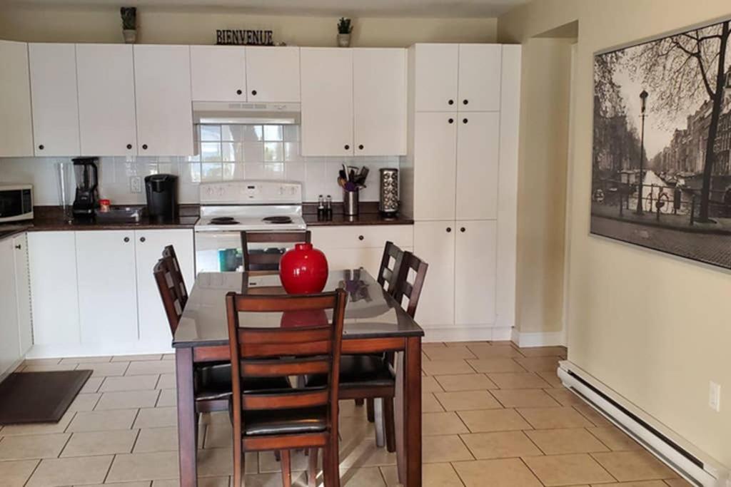 2-Bedroom Apartment Sweet #2 By Amazing Property Rentals Gatineau Extérieur photo