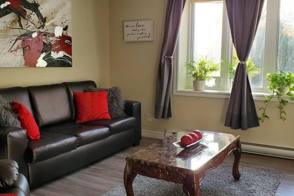 2-Bedroom Apartment Sweet #2 By Amazing Property Rentals Gatineau Extérieur photo